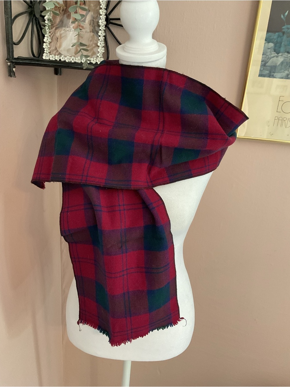 Vintage Pure Wool Red and Green Plaid Women's Scarf classic old money luxury